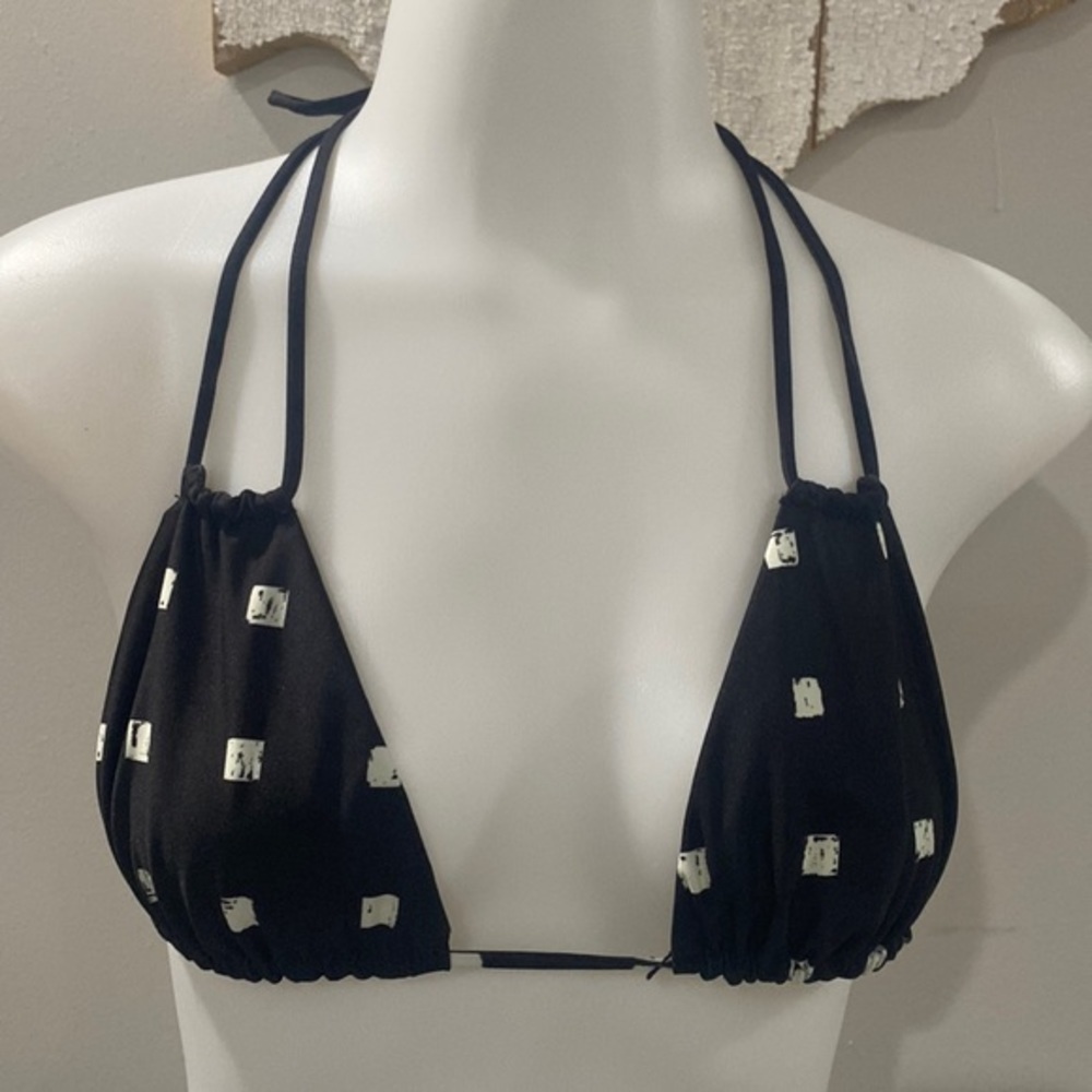 NWOT! Stone Fox Swim Bikini Top
